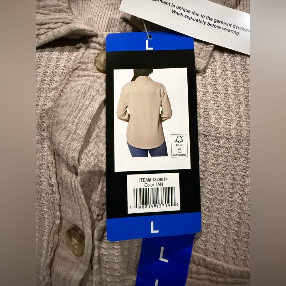 NWT Briggs Women's Tan Waffle Button-Down Shirt size L - Picture 6 of 6